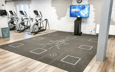 The SKILLCOURT set up in a bright fitness studio