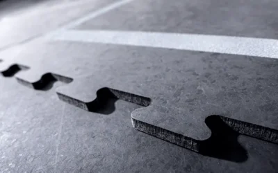 Close-up of the PavyGym floor, which serves as the playing surface for the SKILLCOURT